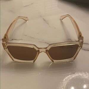 Stylish Tan Sunglasses